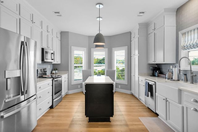 8045 Bonito Drive, Marathon, FL 33050