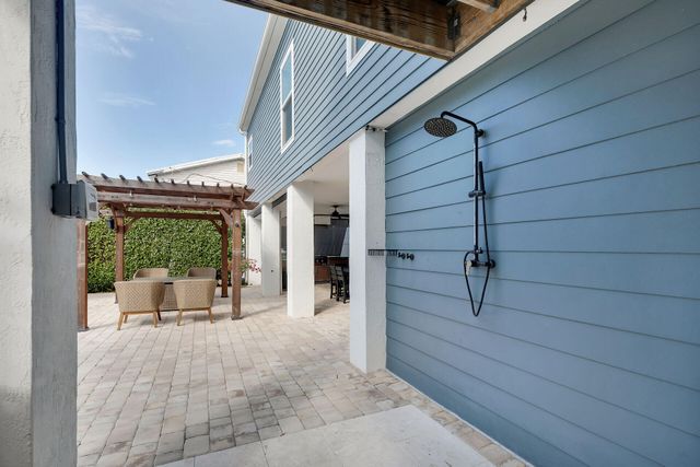 8045 Bonito Drive, Marathon, FL 33050