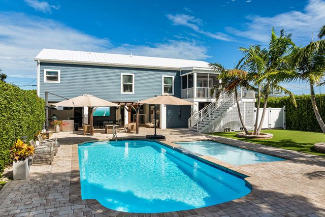 8045 Bonito Drive, Marathon, FL 33050