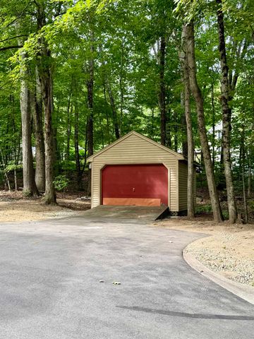 16 Windsor Drive, Merrimack, NH 03054