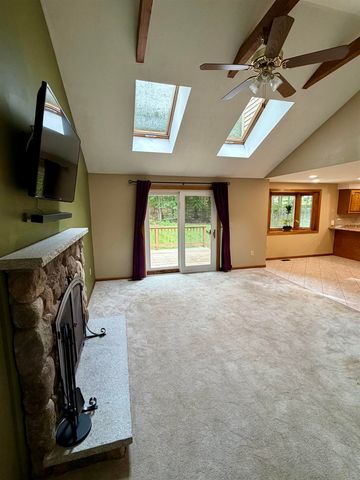 16 Windsor Drive, Merrimack, NH 03054