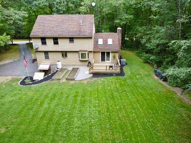 16 Windsor Drive, Merrimack, NH 03054