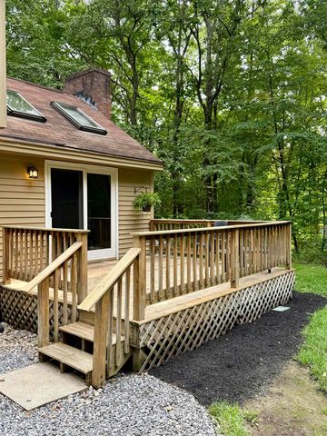 16 Windsor Drive, Merrimack, NH 03054