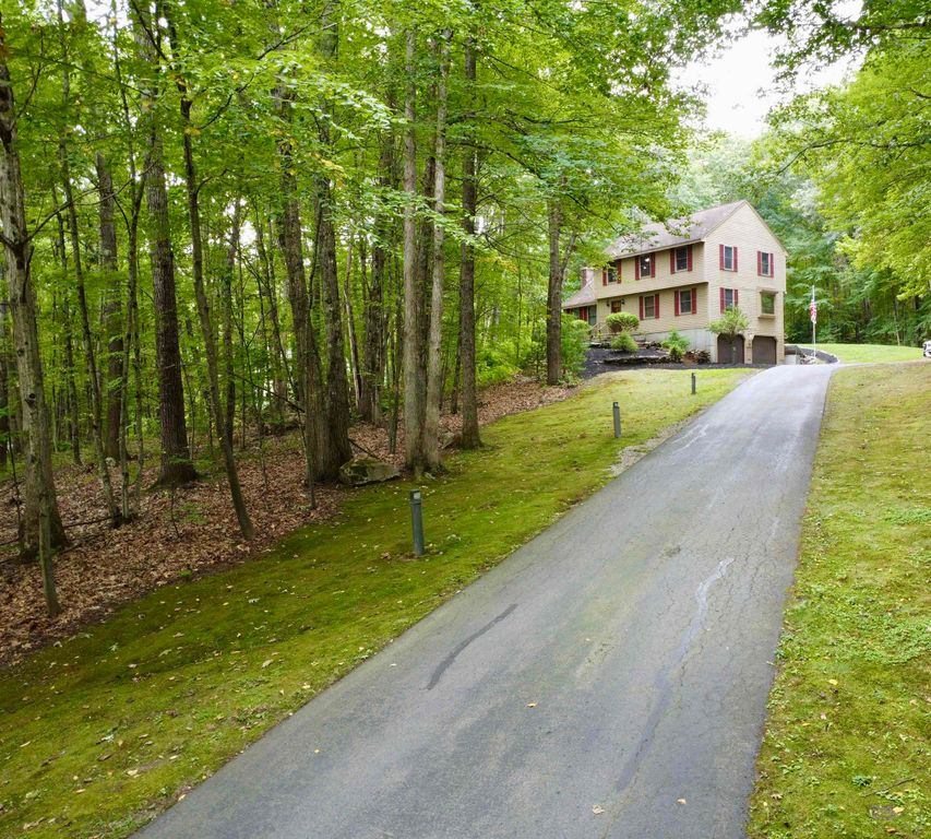 16 Windsor Drive, Merrimack, NH 03054
