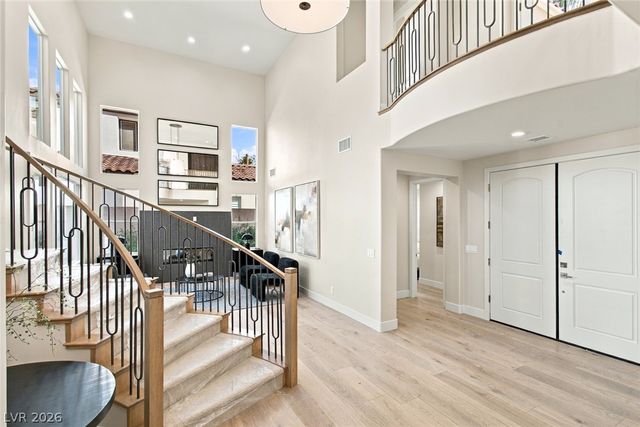 2837 Turtle Head Peak Drive, Las Vegas, NV 89135