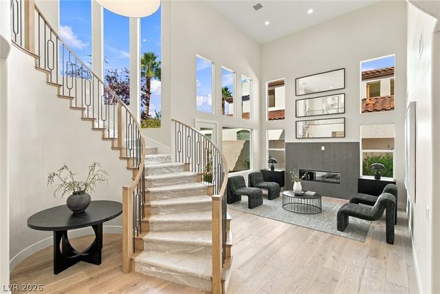 2837 Turtle Head Peak Drive, Las Vegas, NV 89135