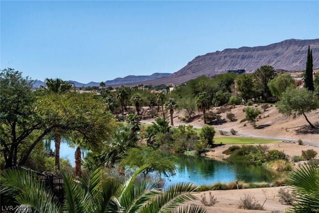 2837 Turtle Head Peak Drive, Las Vegas, NV 89135