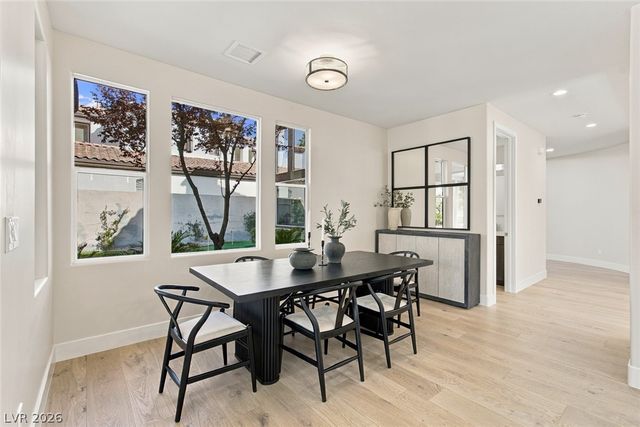 2837 Turtle Head Peak Drive, Las Vegas, NV 89135