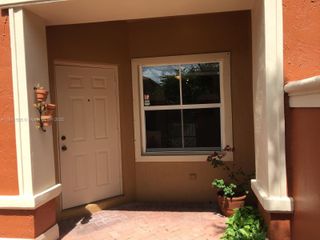 6141 NW 115th Pl 357, Doral, FL 33178