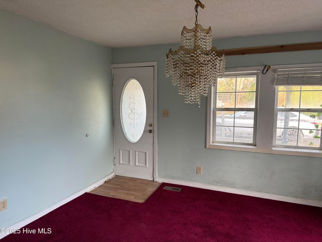 41 Twin Pines Road, Whiteville, NC 28472