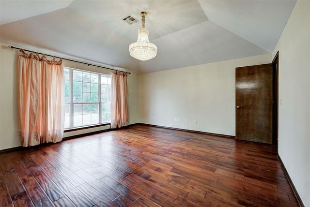 3909 Brunswick Lane, Norman, OK 73072