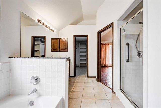 3909 Brunswick Lane, Norman, OK 73072