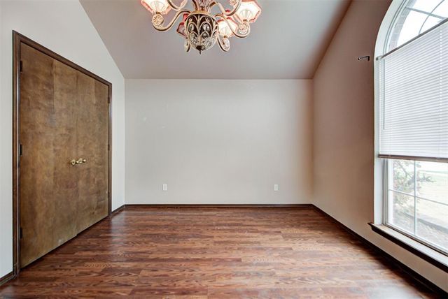 3909 Brunswick Lane, Norman, OK 73072