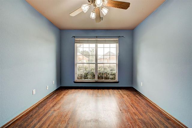 3909 Brunswick Lane, Norman, OK 73072