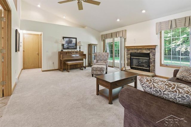 1608 S Tomei Drive, Midland, MI 48640