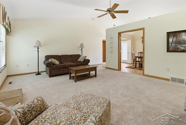 1608 S Tomei Drive, Midland, MI 48640