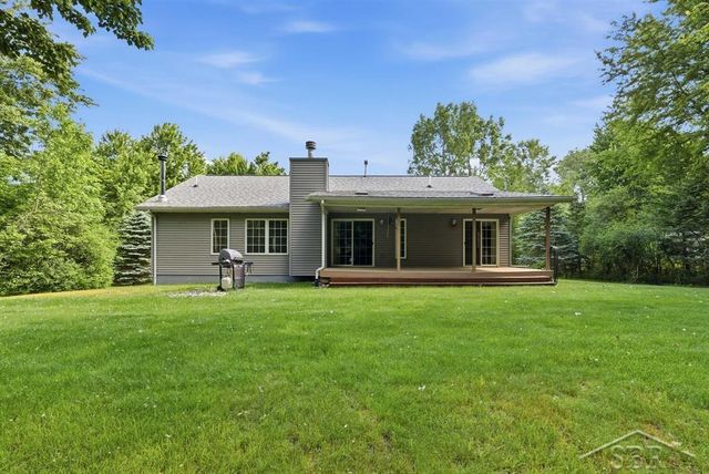 1608 S Tomei Drive, Midland, MI 48640