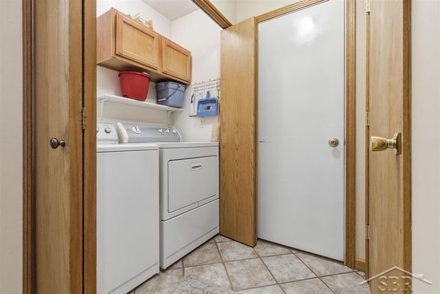 1608 S Tomei Drive, Midland, MI 48640
