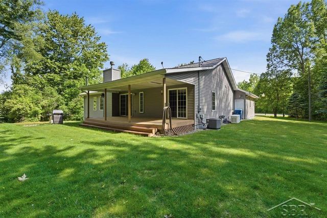 1608 S Tomei Drive, Midland, MI 48640