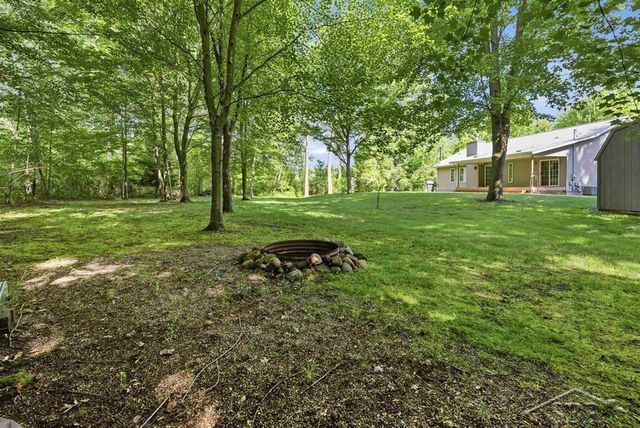 1608 S Tomei Drive, Midland, MI 48640