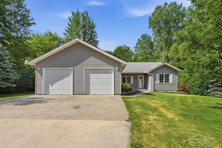 1608 S Tomei Drive, Midland, MI 48640