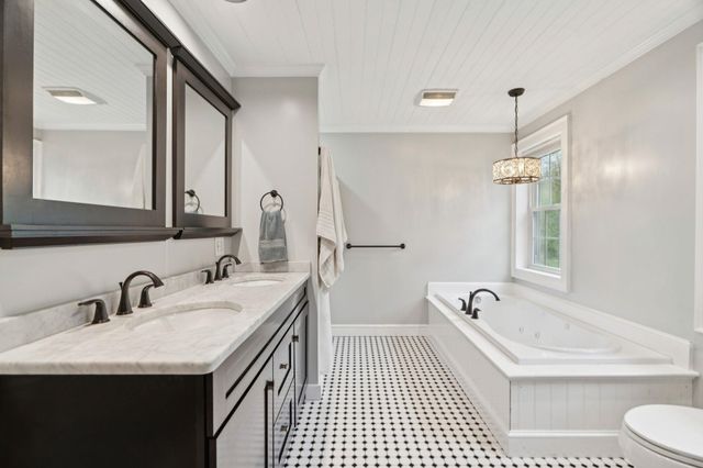137 Woodland Heights, Grantham, NH 03753