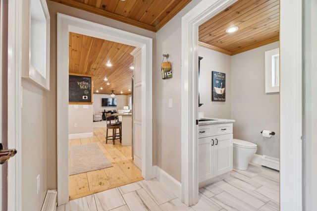 137 Woodland Heights, Grantham, NH 03753