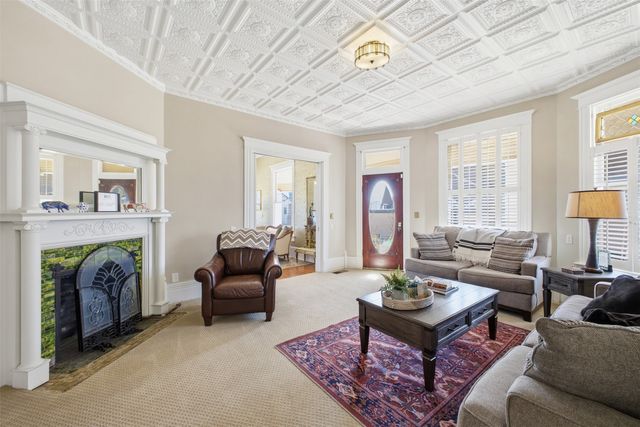 305 Davis Street N, Sulphur Springs, TX 75482