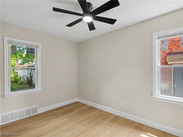 617 E 118th Street, Cleveland, OH 44108