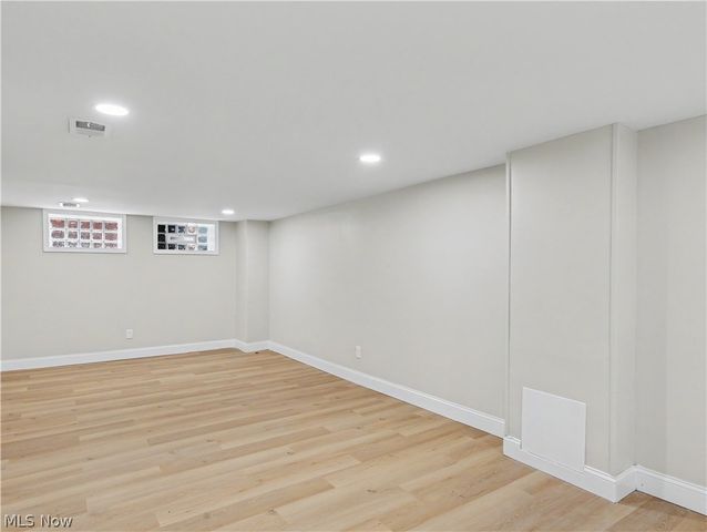 617 E 118th Street, Cleveland, OH 44108