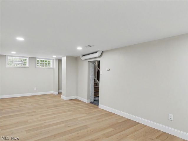 617 E 118th Street, Cleveland, OH 44108