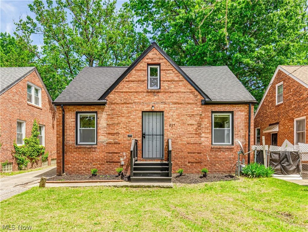 617 E 118th Street, Cleveland, OH 44108