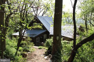 446 SPRING DR, Stanardsville, VA 22973