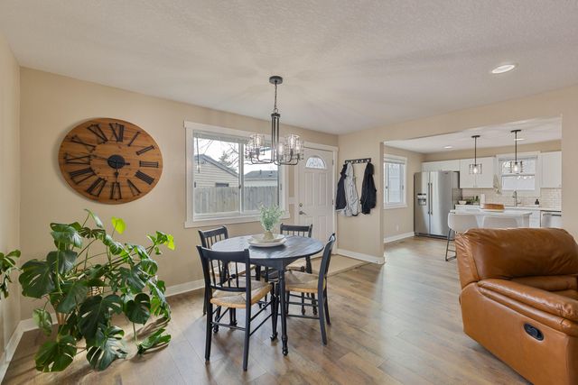 101 HURON Circle, Council Bluffs, IA 51501