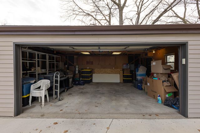 101 HURON Circle, Council Bluffs, IA 51501