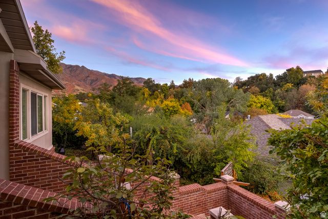 1934 N HORSEMAN CIR, Layton, UT 84040