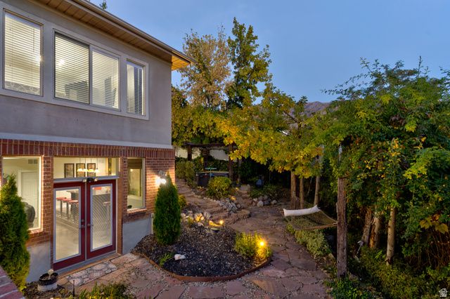 1934 N HORSEMAN CIR, Layton, UT 84040