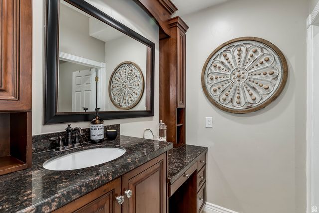 1934 N HORSEMAN CIR, Layton, UT 84040