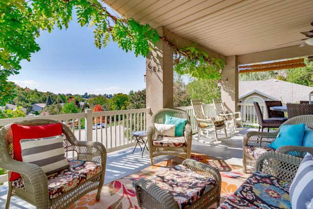 1934 N HORSEMAN CIR, Layton, UT 84040