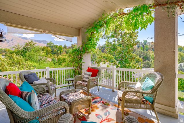 1934 N HORSEMAN CIR, Layton, UT 84040