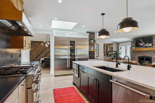 4900 Lakeshore Drive, Littleton, CO 80123