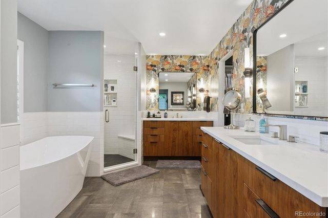 4900 Lakeshore Drive, Littleton, CO 80123