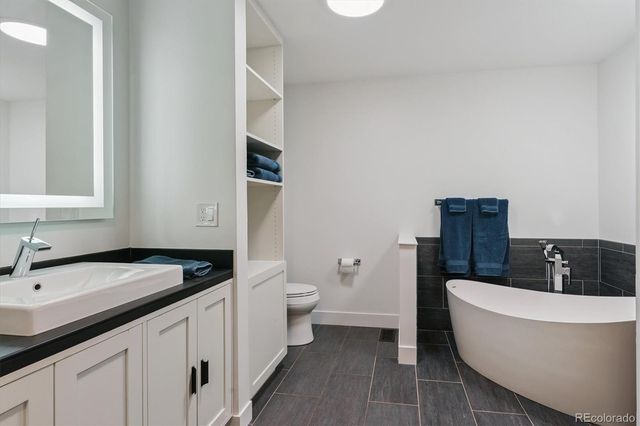 4900 Lakeshore Drive, Littleton, CO 80123