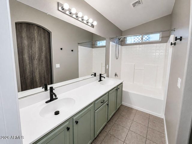 1739 N SETON Street, Mesa, AZ 85205