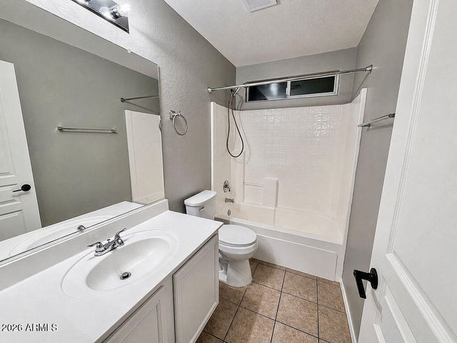 1739 N SETON Street, Mesa, AZ 85205