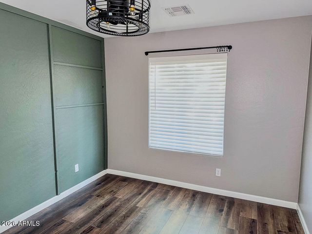 1739 N SETON Street, Mesa, AZ 85205