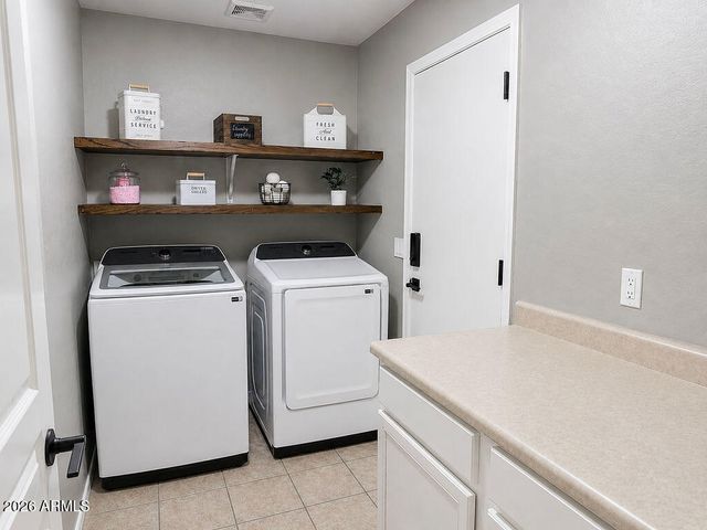 1739 N SETON Street, Mesa, AZ 85205