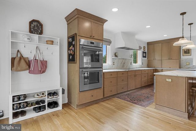 43581 LOST CORNER RD, Leesburg, VA 20176