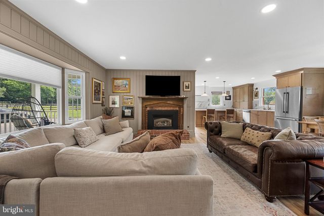 43581 LOST CORNER RD, Leesburg, VA 20176