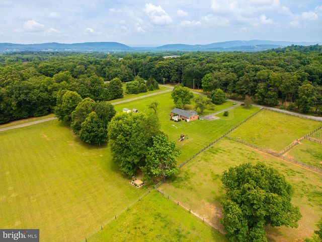 43581 LOST CORNER RD, Leesburg, VA 20176